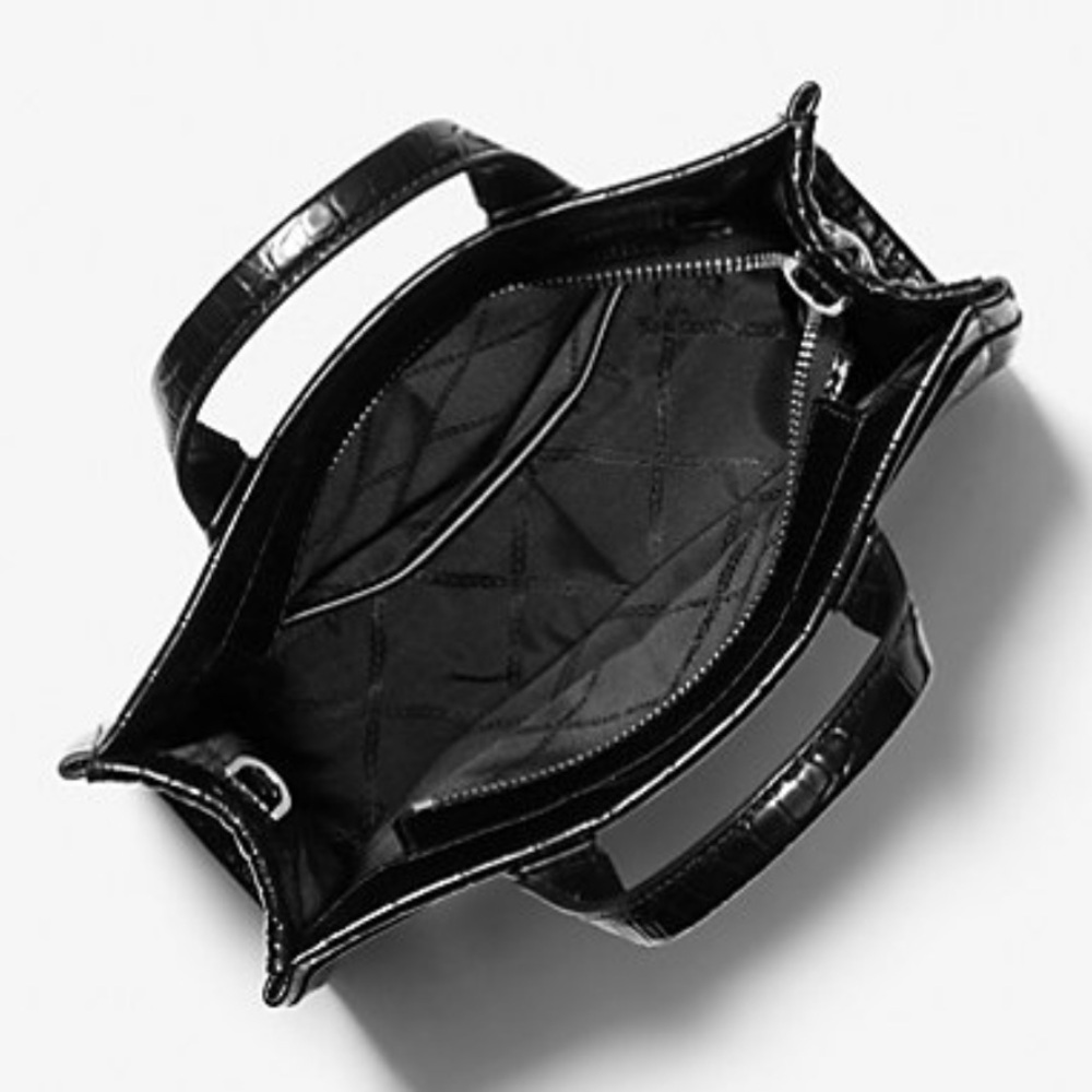 Michael Kors Gigi Small Crocodile Embossed Leather Messenger Bag
Black
NWT - Picture 2 of 16